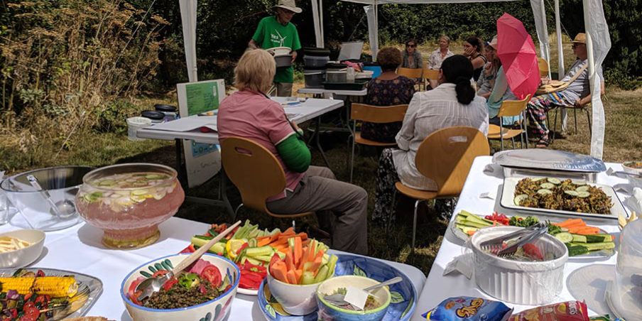 Main picture – workshop with food