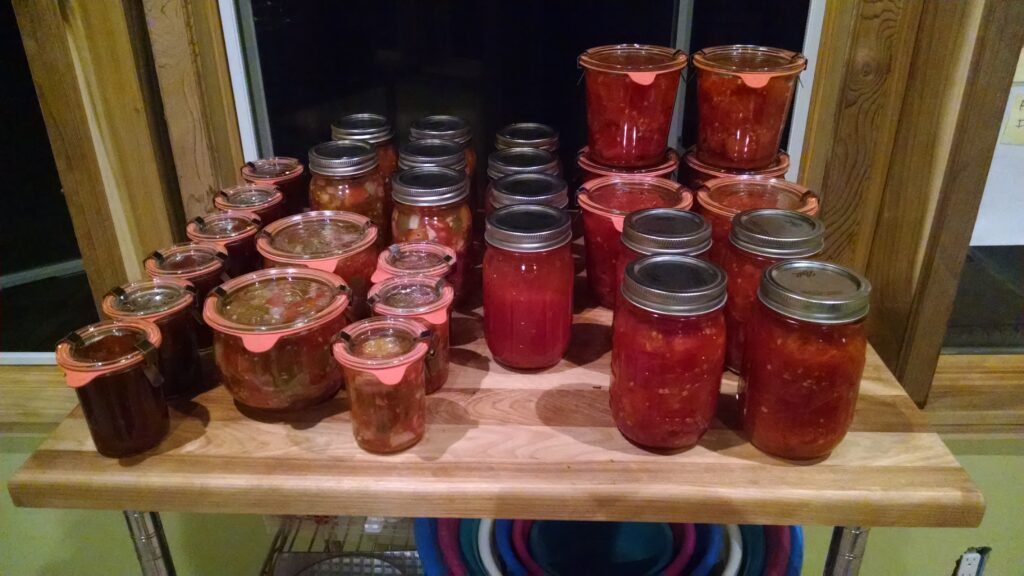 Tomato preserving jars