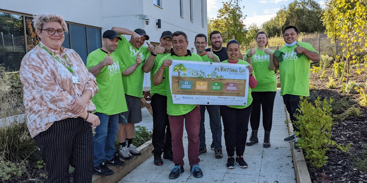 Be Seen in Green Coca Cola Corporate Volunteers_Planting Up Milton Keynes Hospital