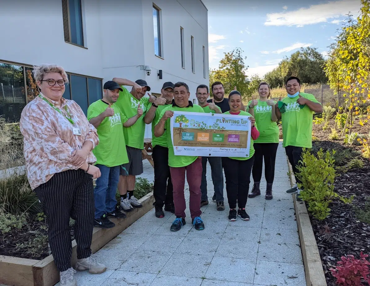 Be Seen in Green Coca Cola Corporate Volunteers_Planting Up Milton Keynes Hospital